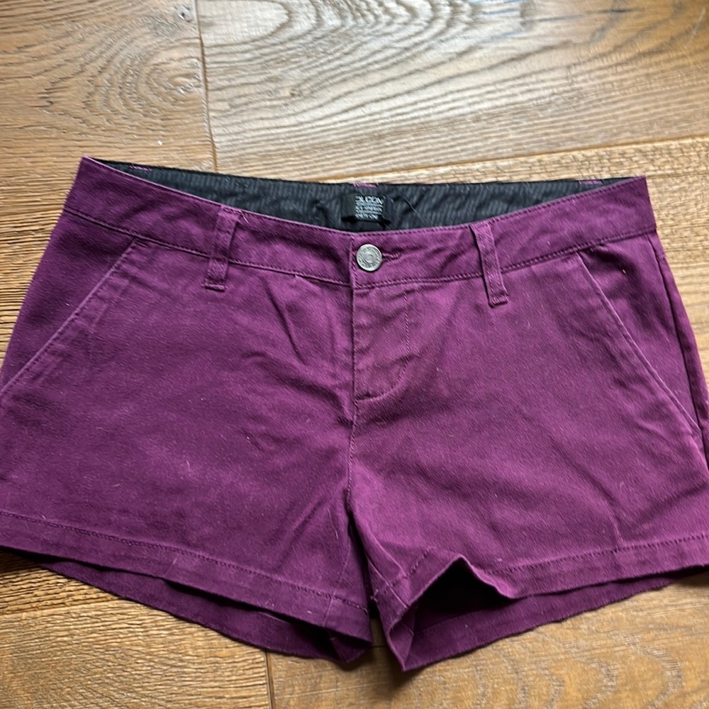 Volcom Womens Shorts size 3